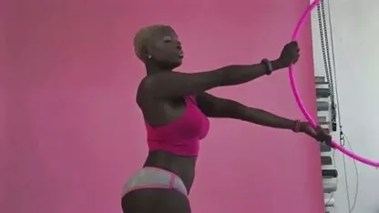 Jóvenes pies de negras xxx Kristinochka ama de buen sexo