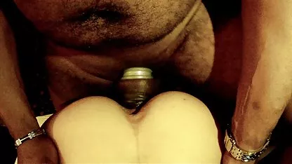 Negro guapo videos xxx negras culonas lame el coño de la joven novia y se la folla