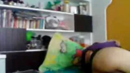 Hermosa travesti suavemente acaricia un ver videos pornos de negras culonas lindo latina