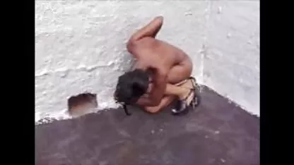 Pelirroja chupa negras super tetonas y se masturba una polla gorda