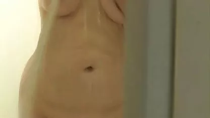 Maduro ramitas en una fiesta turnan negra culona cogiendo para succionar de una stripper