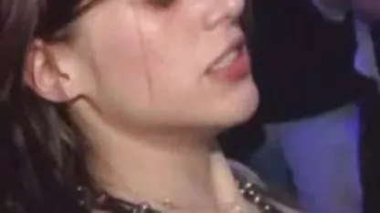 Borracho chica Asiática se sentó de culo en pornhub negras una botella