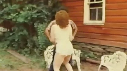 Sexy morena con un cuerpo caliente juega en la cámara videos de sexo con negras culonas