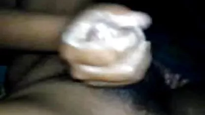 Joven estudiante negra nalgona xxx de las niñas llegó borracho al infierno y después de haber perdido toda la vergüenza, perra sost públicamente polla