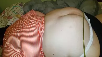 Madura perra decidió a sí misma mierda con un consolador negro xxx negras peludas