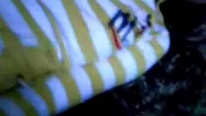 Morena tetona Anya mujere negra singando juega con su raja