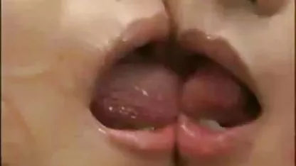 Chico joven se videos pornograficos de negras quitó una madura puta