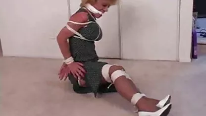 Rubia muestra su cuerpo a un negro, perra ama grande, pollas negras videos de mujeres negras desnudas