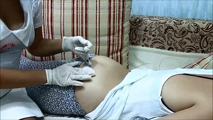 Jóvenes, nena sueña con convertirse mujeres negras tetonas desnudas en la reina de la mamada