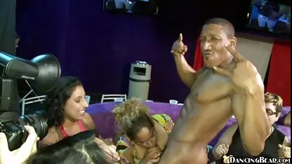 Mejor chic pechos con pechos negras folando grandes