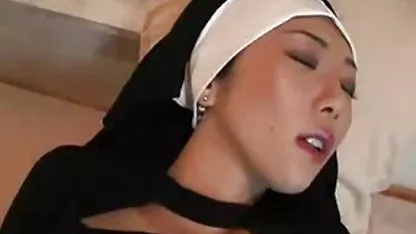 Morena ama afecto culonas y tetonas negras en posición de 69 y el semen en su boca